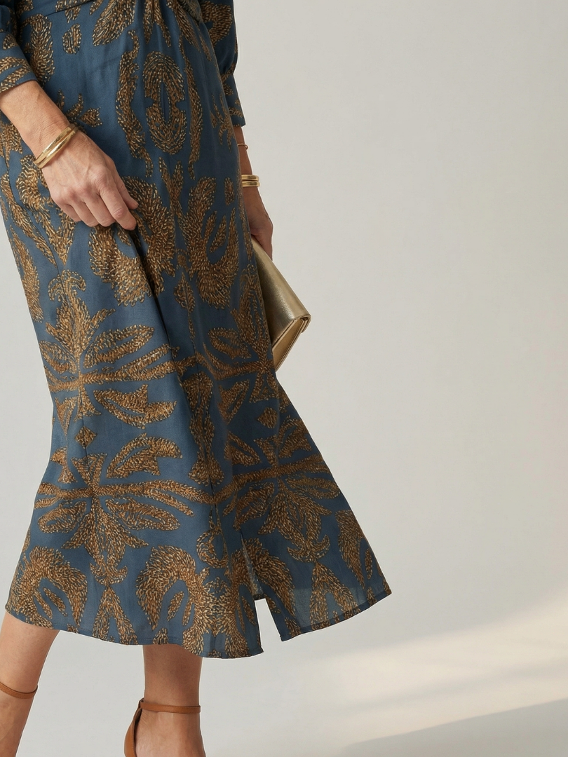 לונה | שמלת מידי עם חצי עטיפה
